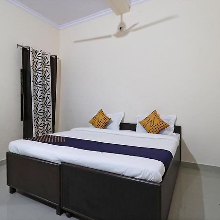 Spot On 61716 Rao Hotel Garhi Harsaru Buitenkant foto